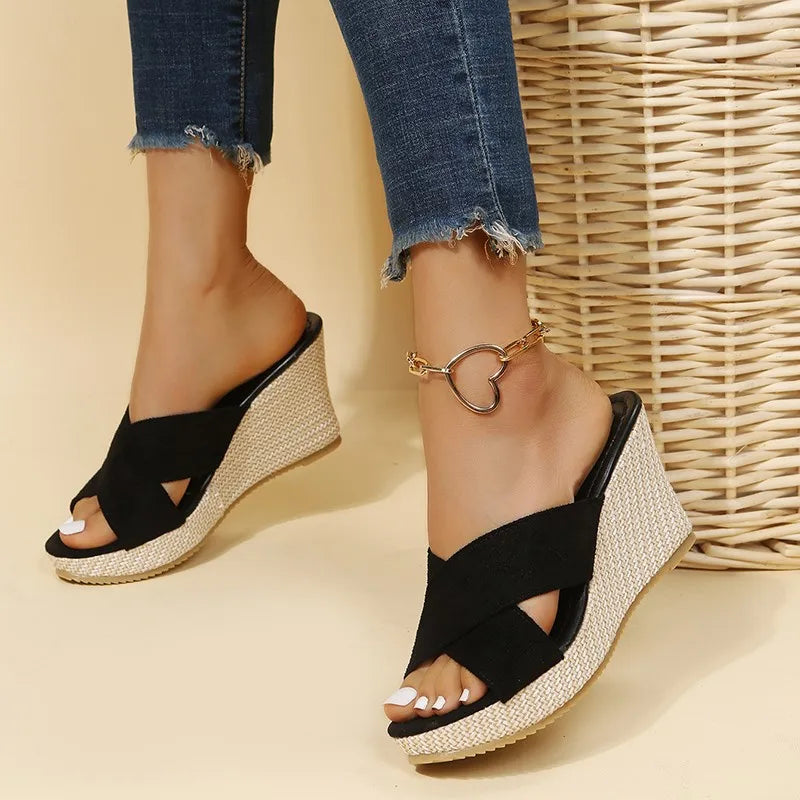 CLARA | CHIC WEDGE SANDALS