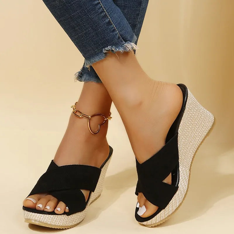 CLARA | CHIC WEDGE SANDALS